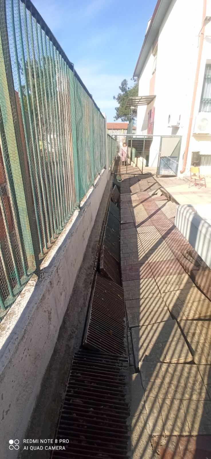 sxoleio_kathizisi3.jpg sxoleio_kathizisi3.jpg
