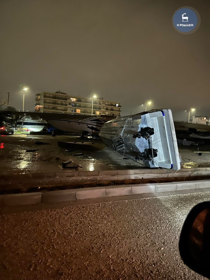 rodos_anemostrobilos_4.jpg rodos_anemostrobilos_4.jpg
