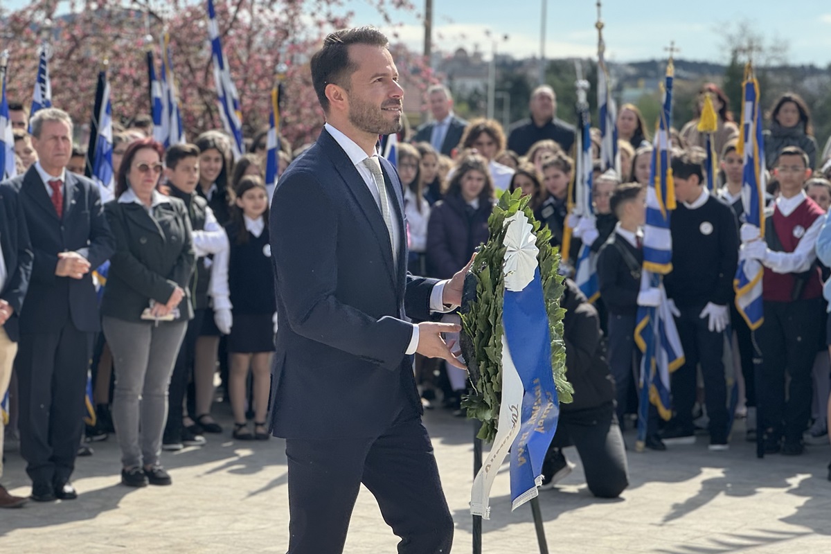 25hmartiou4.jpg 25hmartiou4.jpg