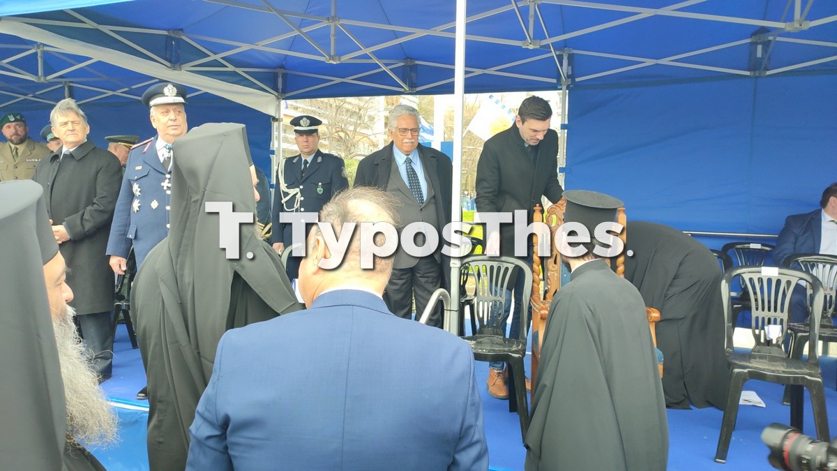 25i-parelasi-filotheos-karekla_2.jpg 25i-parelasi-filotheos-karekla_2.jpg