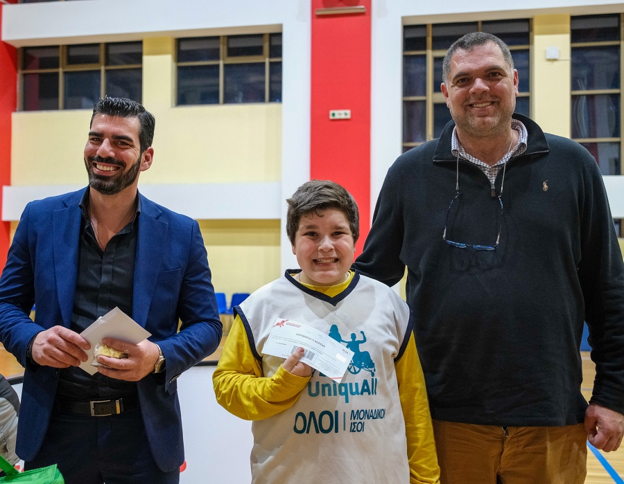 diamantis_masoytis_a.e_fotografia_marios_loylakis_perif._dieythyntis_masoyti_kai_dimitris_papanikolaoy_beteranos_athlitis_mpasket.jpg diamantis_masoytis_a.e_fotografia_marios_loylakis_perif._dieythyntis_masoyti_kai_dimitris_papanikolaoy_beteranos_athlitis_mpasket.jpg