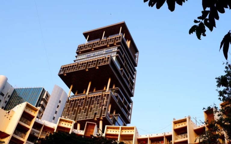 ambani_.jpg ambani_.jpg