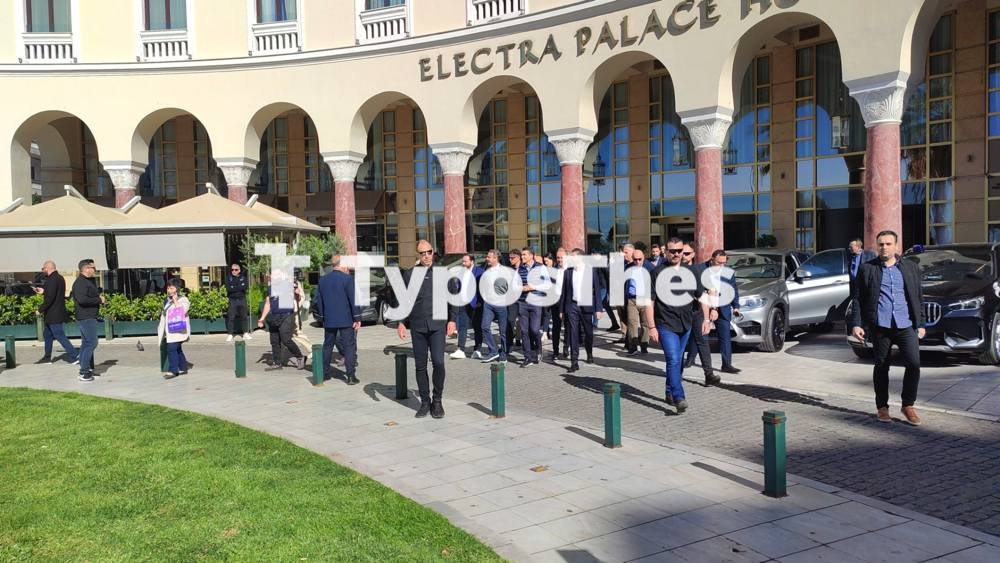 mitsotakis_kafes_aristotelous_8.jpg mitsotakis_kafes_aristotelous_8.jpg