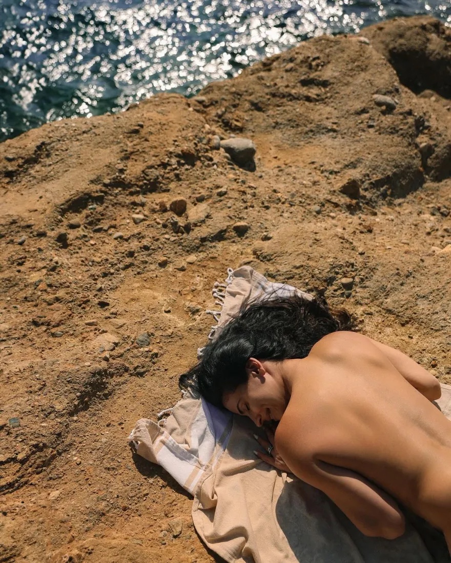 xristina_mpompa_paralia_3.jpg xristina_mpompa_paralia_3.jpg