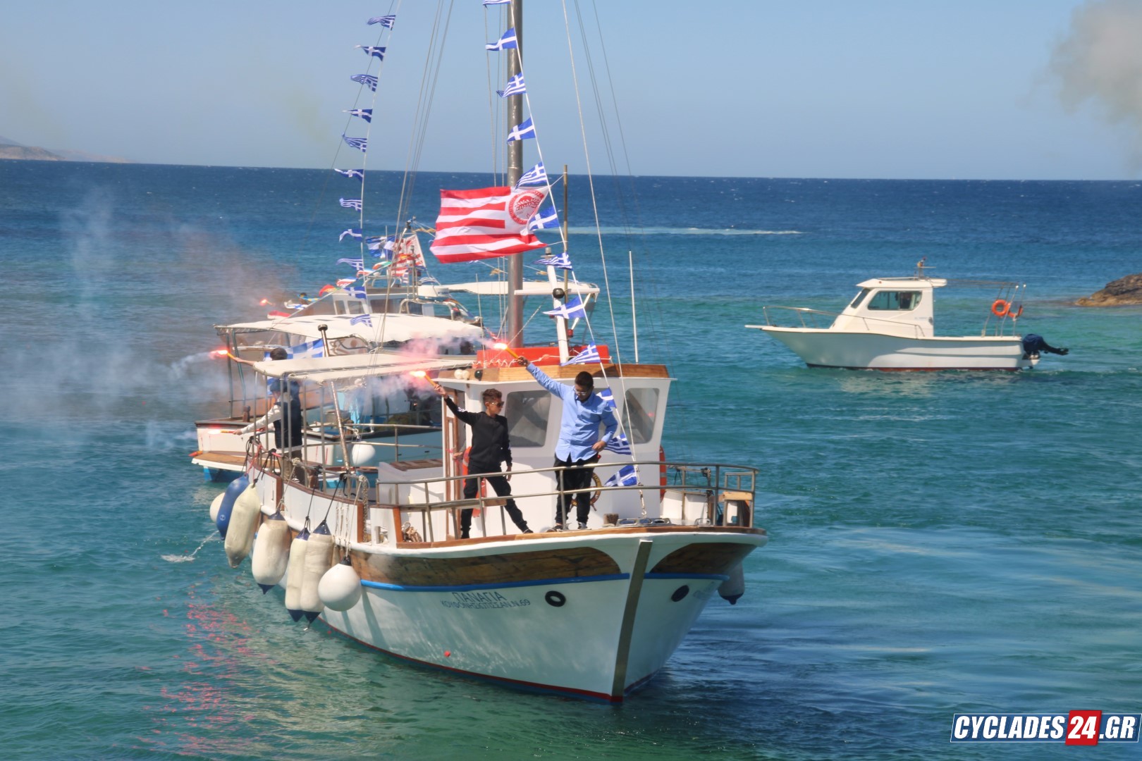 giorti_agiou_georgiou_koufonisia_104.jpg giorti_agiou_georgiou_koufonisia_104.jpg