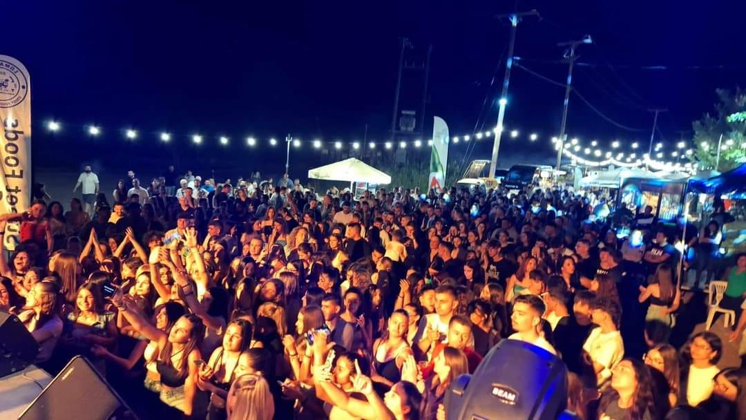 food_truck_festival_7.jpg food_truck_festival_7.jpg