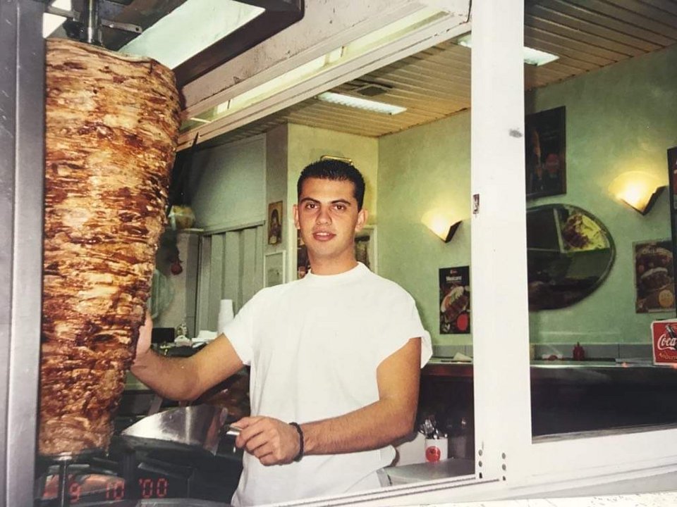 gyros-2.jpeg gyros-2.jpeg
