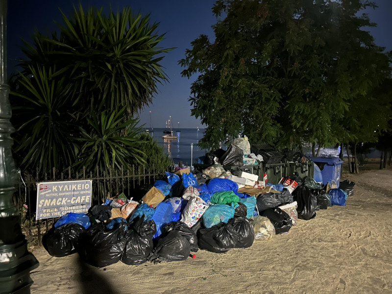 skoupidia_kerkyra_2.jpg skoupidia_kerkyra_2.jpg