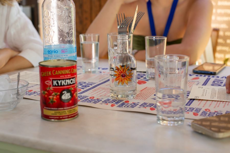 tsipouro.jpg tsipouro.jpg