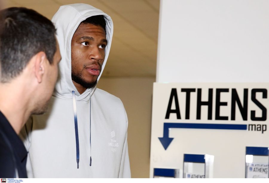 antetokoumpo.jpg antetokoumpo.jpg