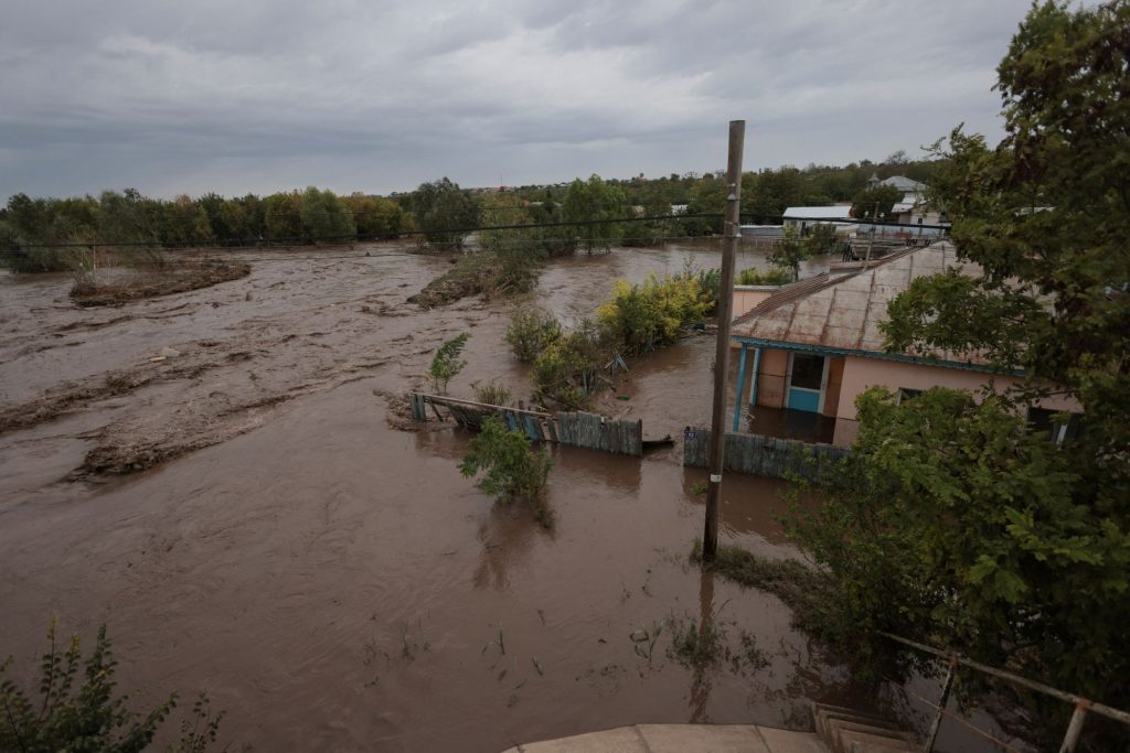 2024-09-14t155126z_1487044710_rc2f0aaombvd_rtrmadp_5_europe-weather-central-europe-floods-1024x683.jpg 2024-09-14t155126z_1487044710_rc2f0aaombvd_rtrmadp_5_europe-weather-central-europe-floods-1024x683.jpg