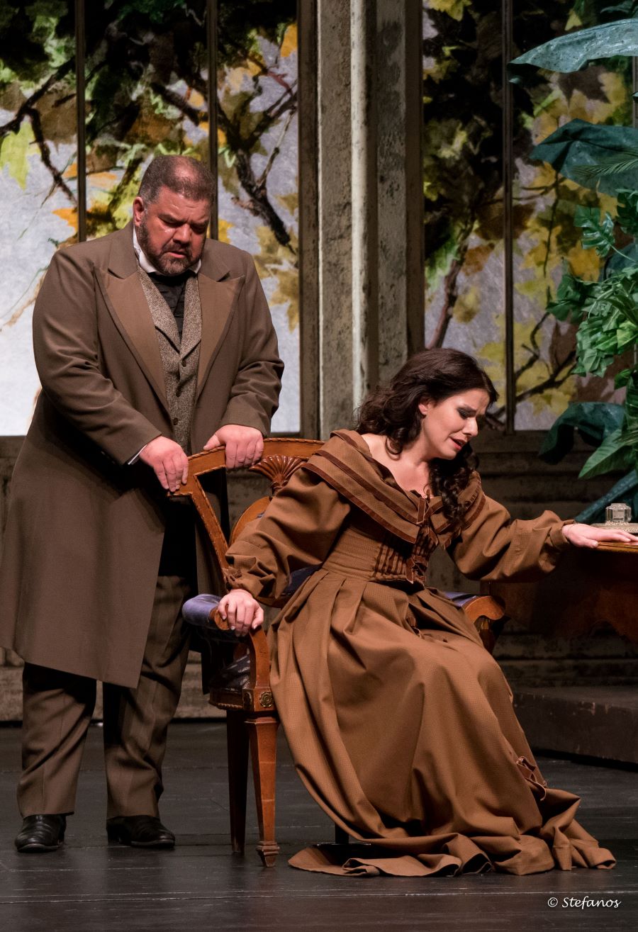 3-la_traviata_c_stefanos.jpg 3-la_traviata_c_stefanos.jpg