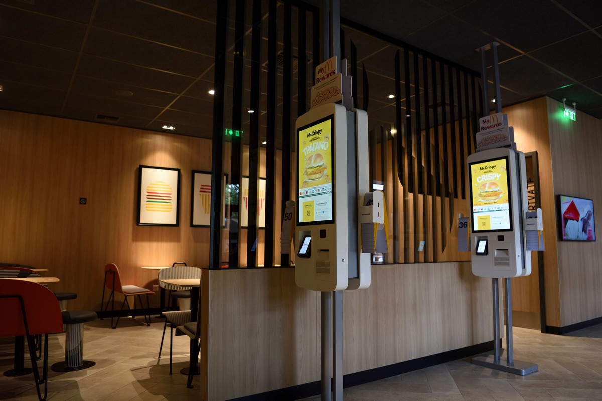 mcdonald-3.jpg mcdonald-3.jpg