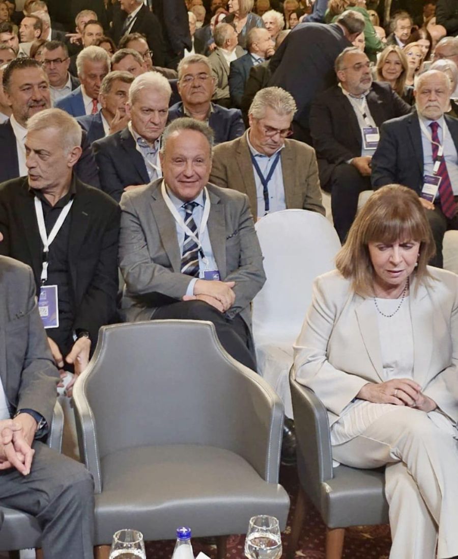 aggeloudis2.jpg aggeloudis2.jpg