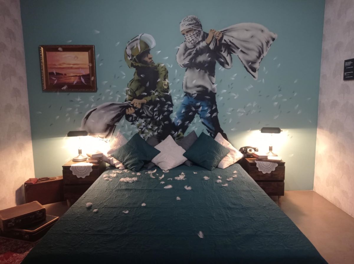 banksy.jpg banksy.jpg