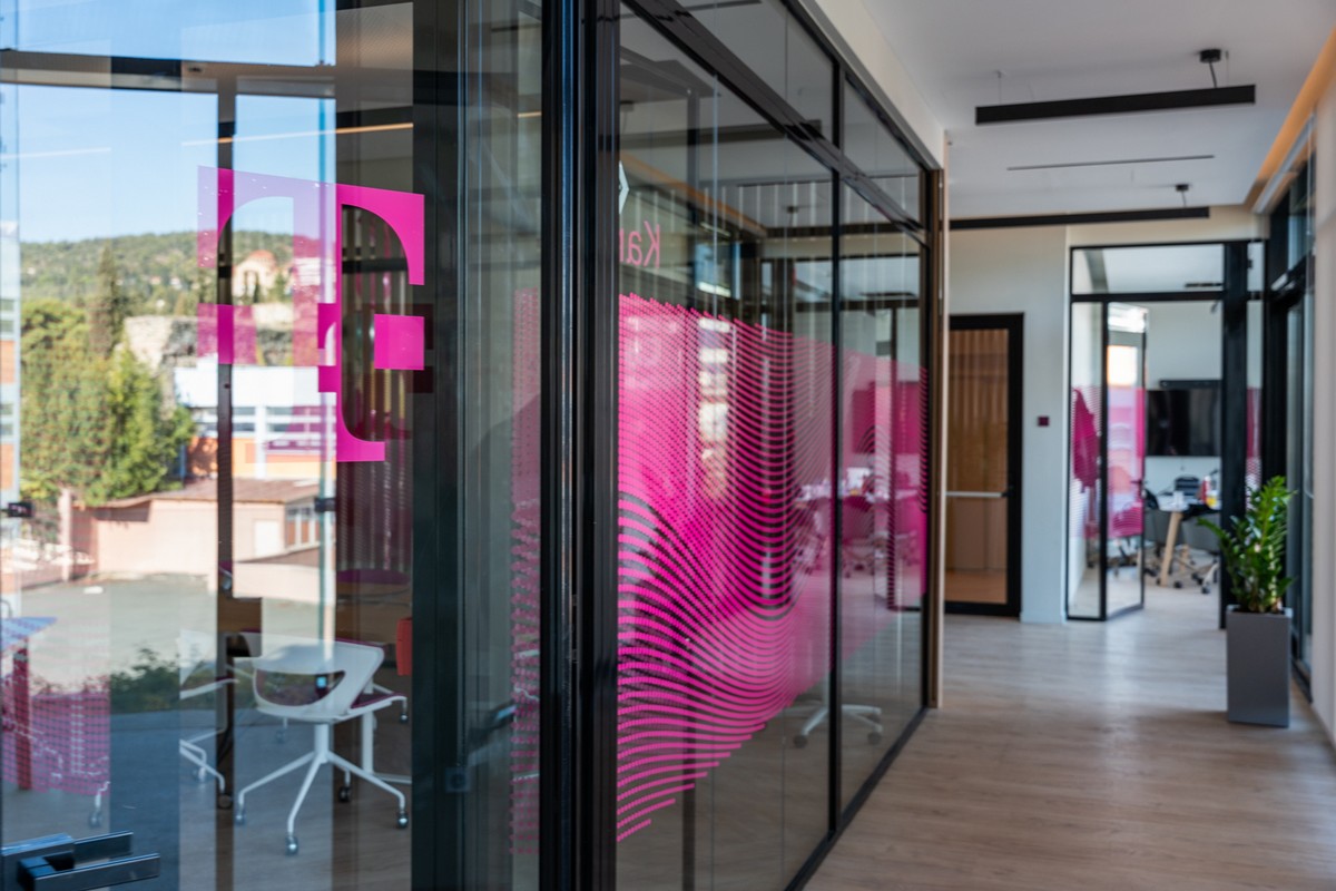 t-digital-by-deutsche-telekom_17.jpg t-digital-by-deutsche-telekom_17.jpg