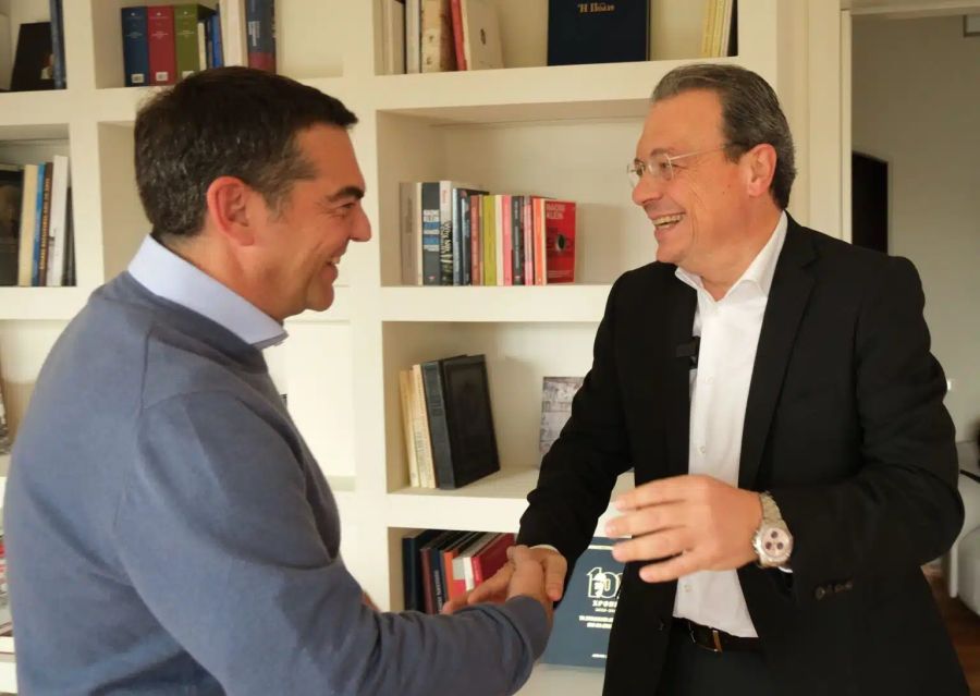 tsipras_-_famellos4.jpg tsipras_-_famellos4.jpg