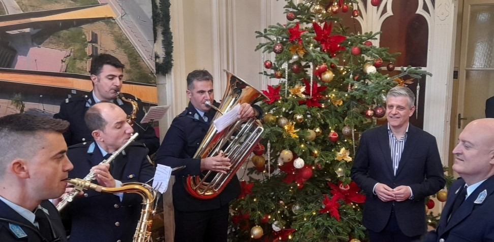kalanta_aidona_6.jpg kalanta_aidona_6.jpg