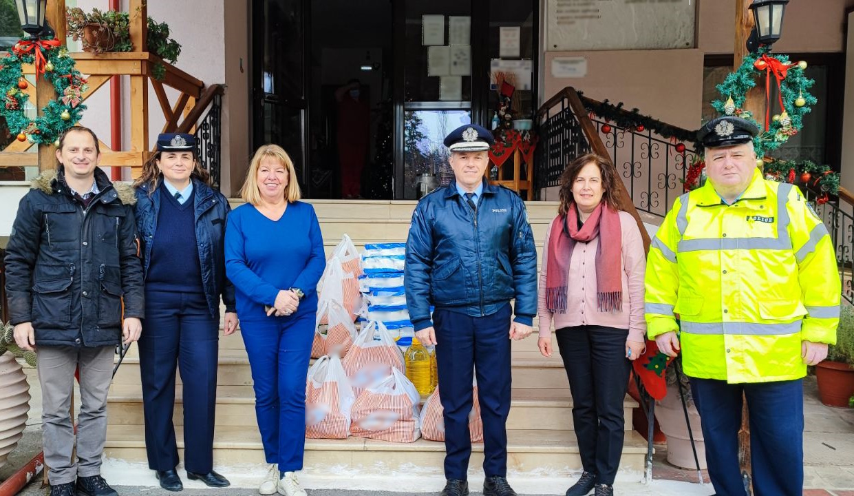 sygkentrosi_eidon_elas_2.jpg sygkentrosi_eidon_elas_2.jpg