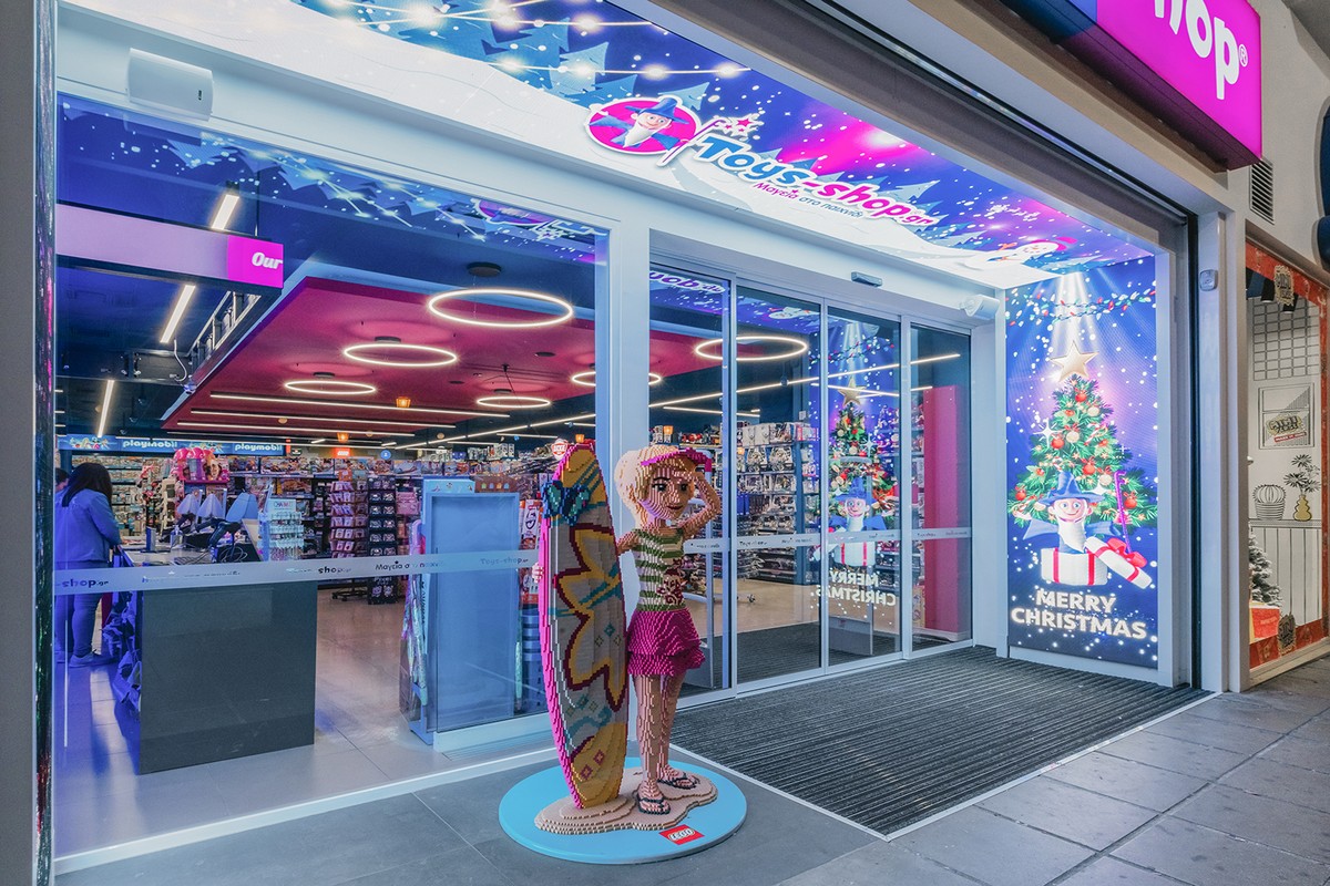 toyshop_2.jpg toyshop_2.jpg