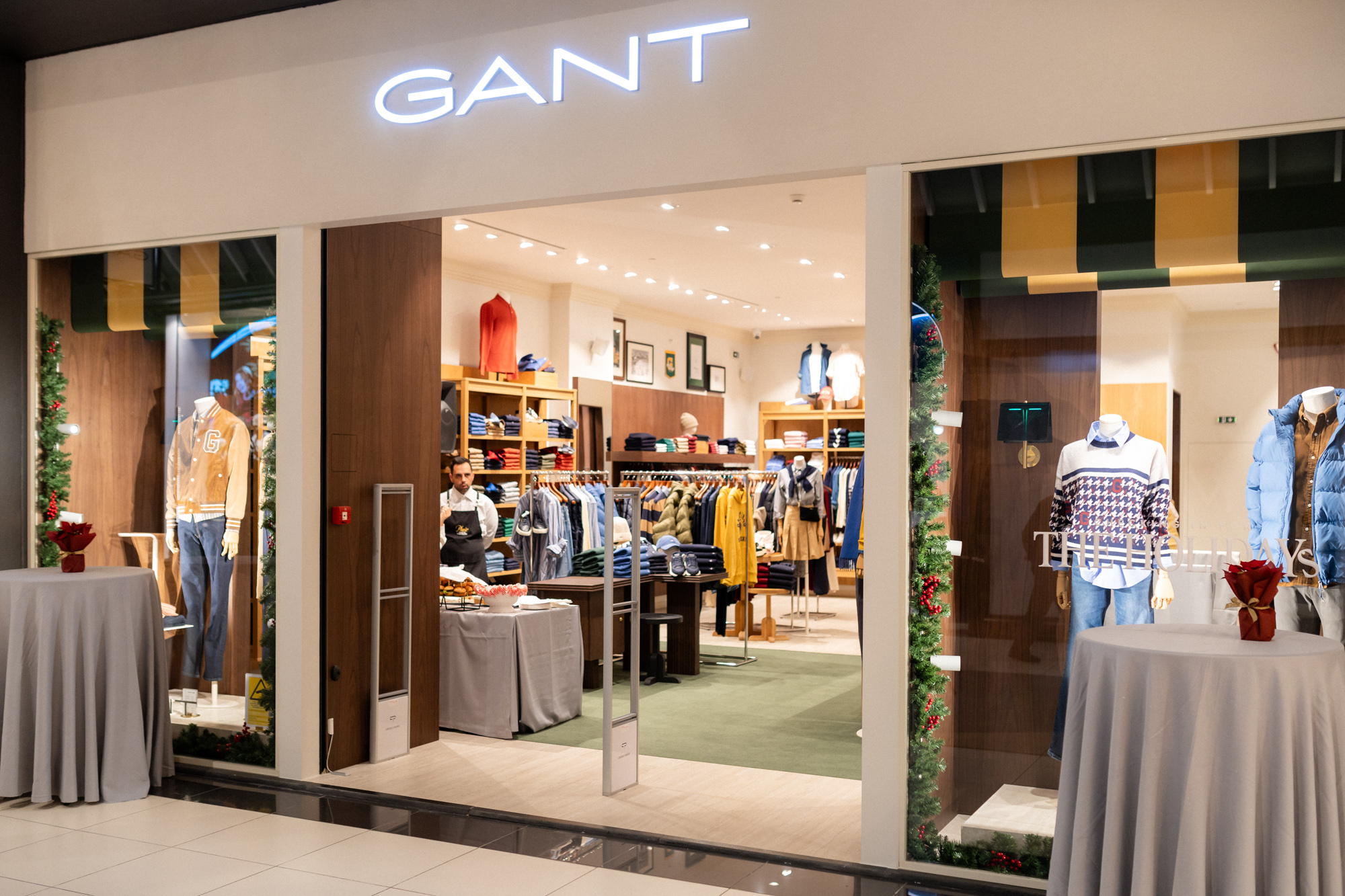 gant_031.jpg gant_031.jpg