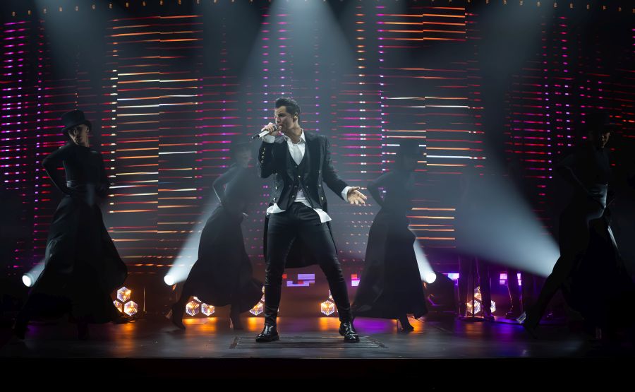 rouvas.jpg rouvas.jpg