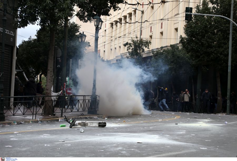 epeisodia_syntagma2.jpg epeisodia_syntagma2.jpg