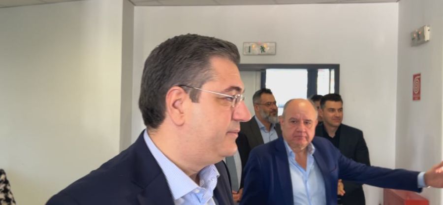 tzitzikostas2.jpg tzitzikostas2.jpg