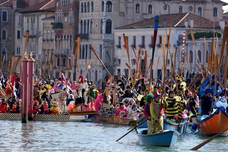 venetia_carnavali_ap_16.2.25_6_small.jpg