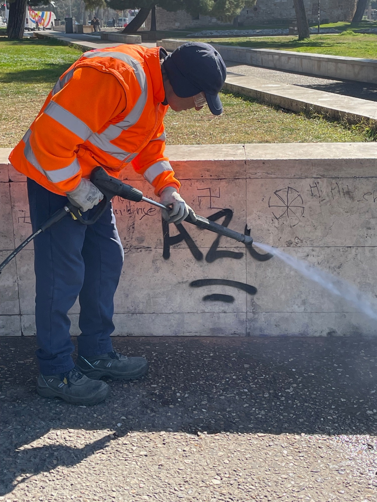 katharismos_grafiti_pyrgos_3.jpg