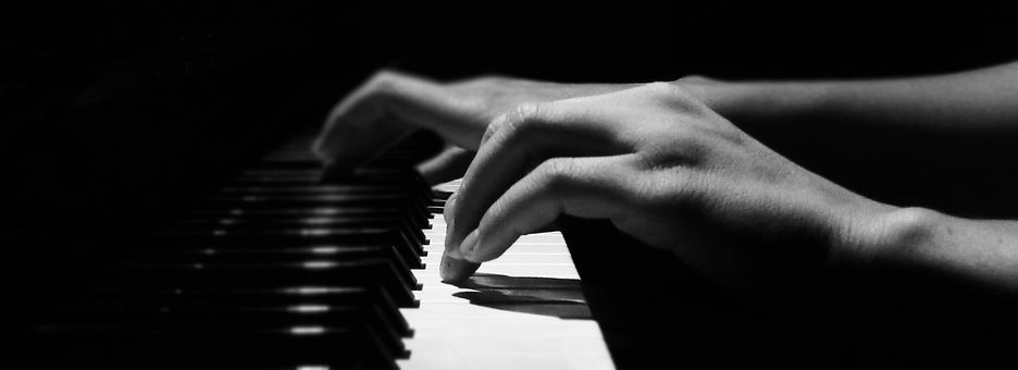 yannisgutmann_piano_-_heria_festibal_pianoy_thessalonikis_1.jpg yannisgutmann_piano_-_heria_festibal_pianoy_thessalonikis_1.jpg