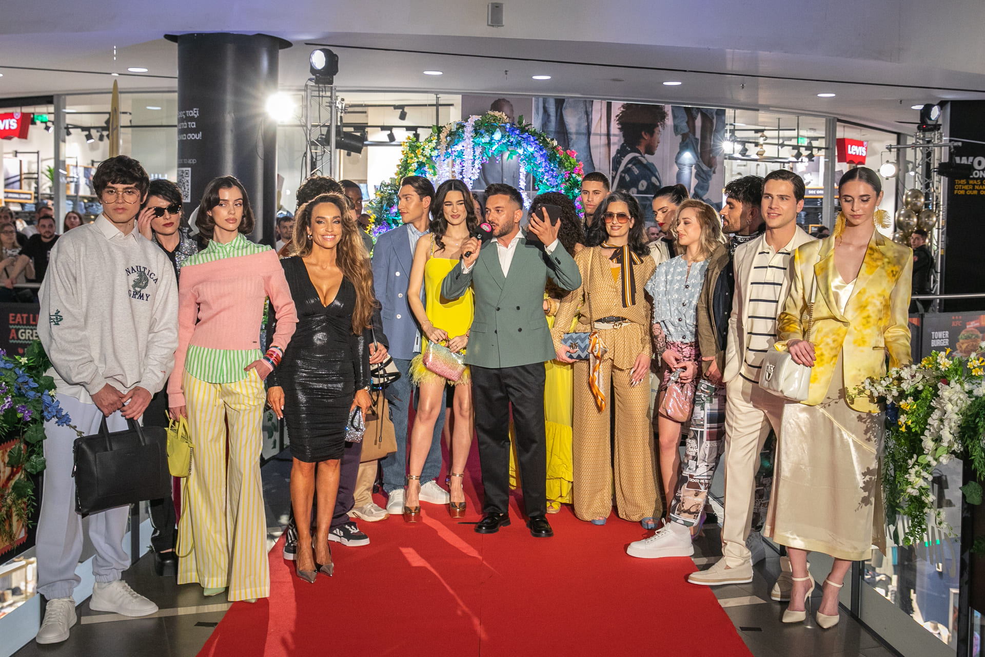 10_years_one_salonica_fashion_show_1.jpg