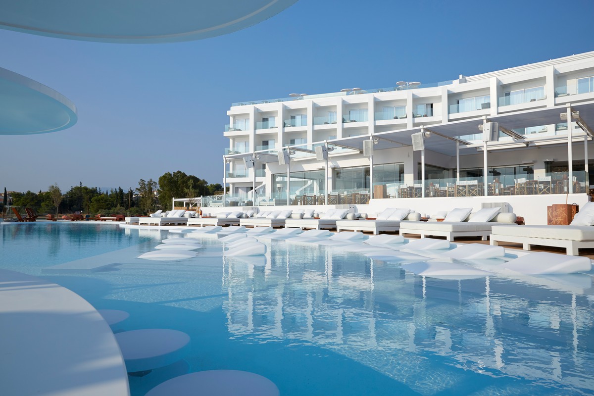 nikki-beach.jpg nikki-beach.jpg
