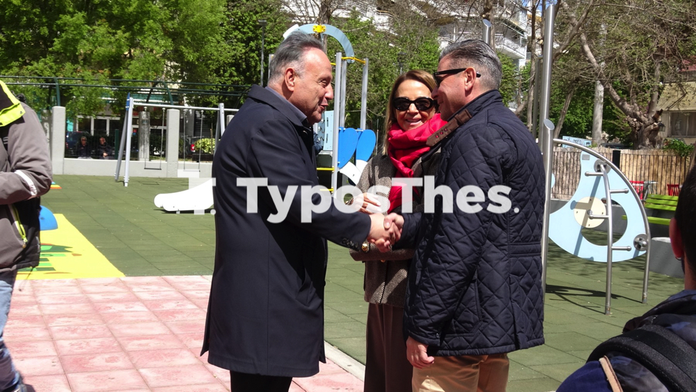 parko_plateia_kaoudi_3.jpg parko_plateia_kaoudi_3.jpg