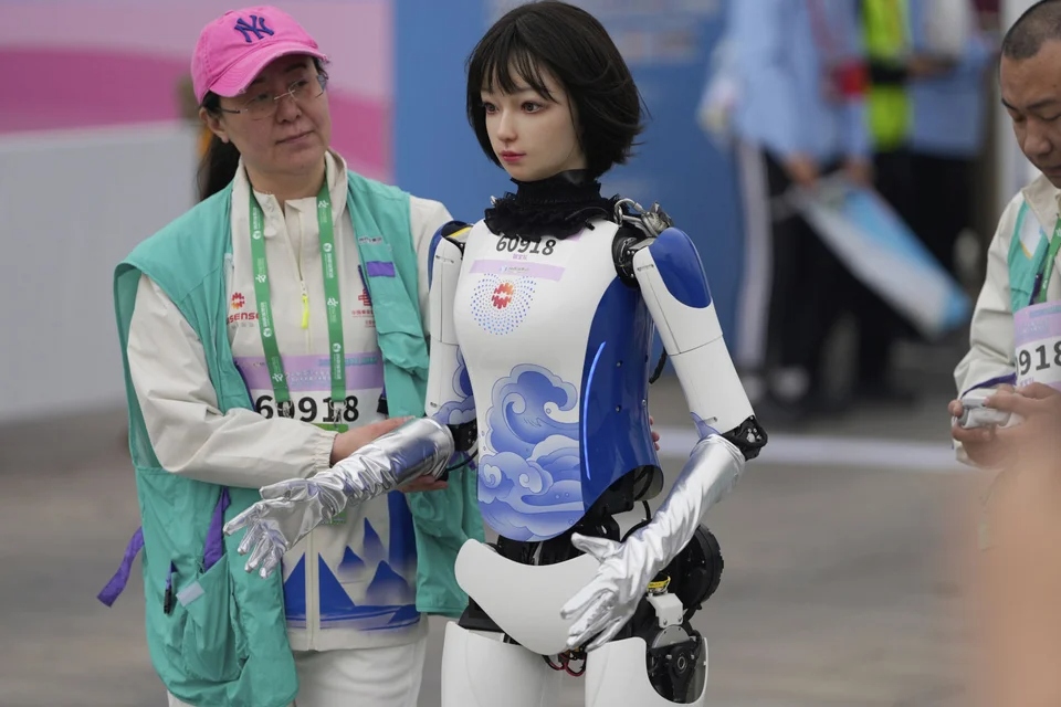 robots_marathon_6.jpg robots_marathon_6.jpg