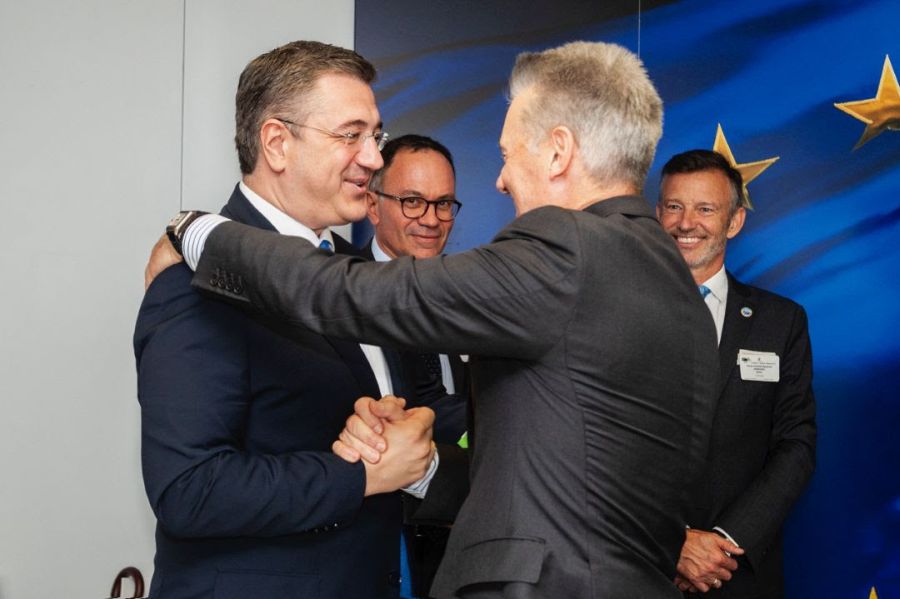 tzitzikostas3.jpg tzitzikostas3.jpg