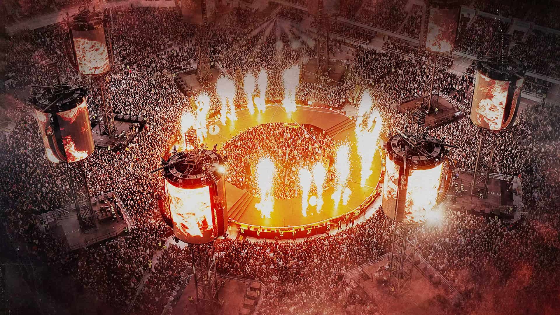 metallica_round_stage.jpg metallica_round_stage.jpg