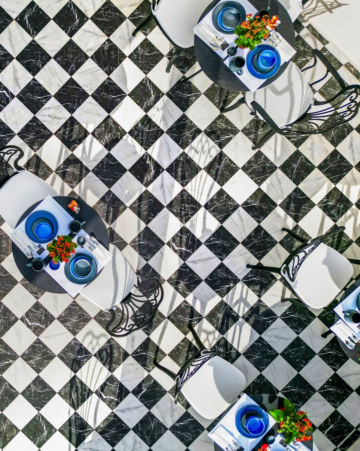 hotel_2.jpg hotel_2.jpg