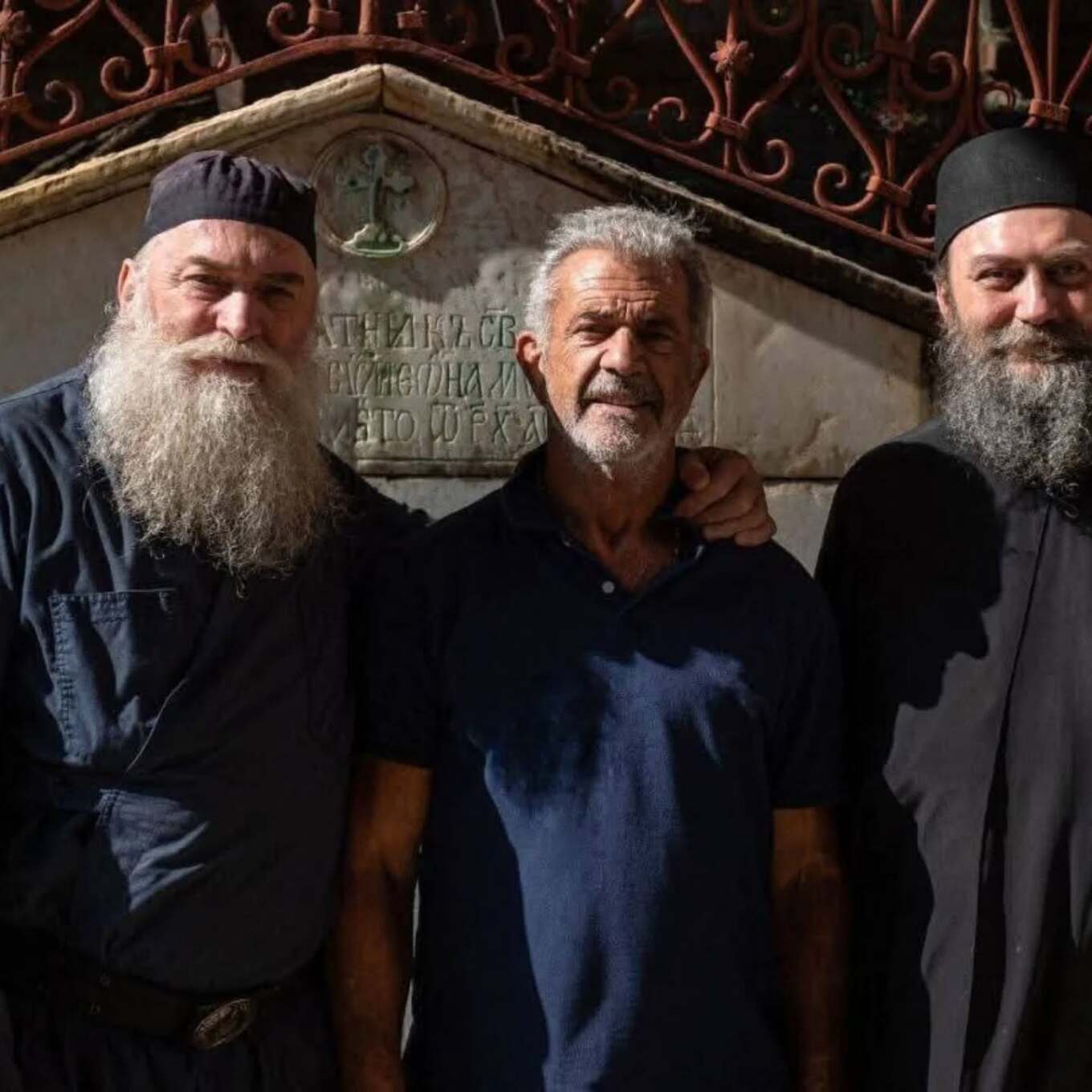 mel-gibson-agio-oros.jpg