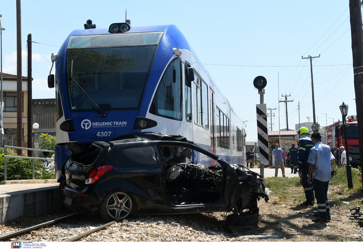 sygkrousi-treno-ix-patra_4.jpg