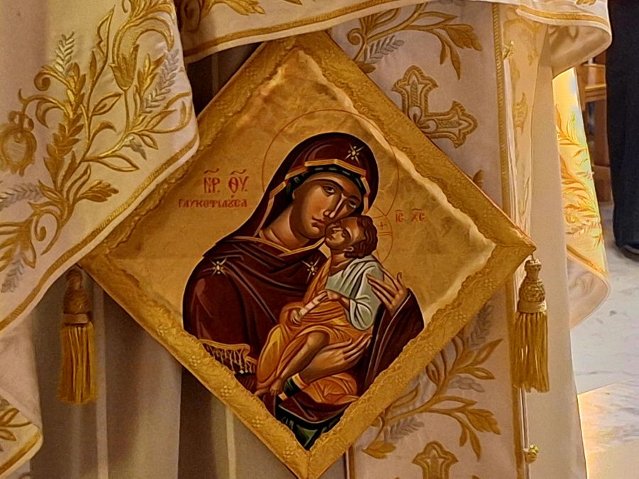 enniamera_panagias_sarti.jpg