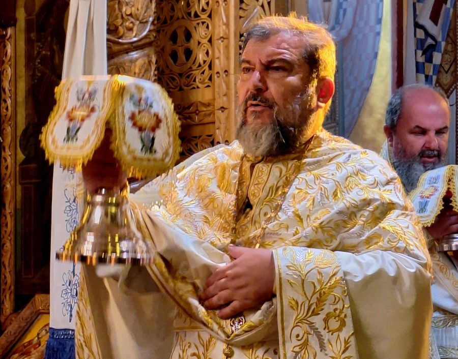 enniamera_panagias_sarti4.jpg