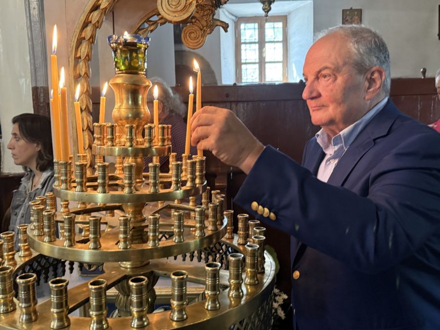 karamanlis_patriarxeio.jpg