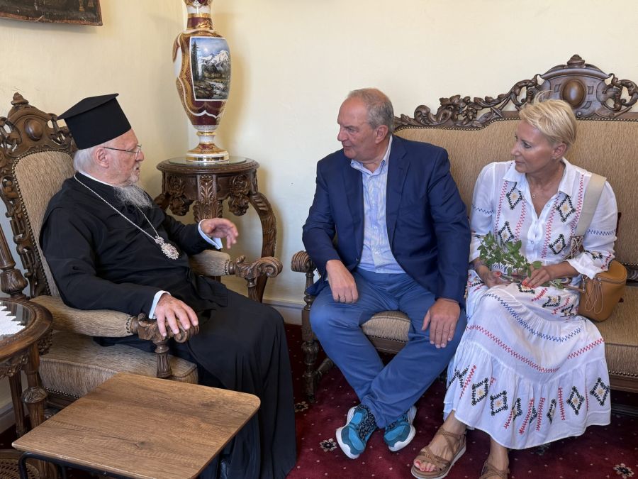 karamanlis_patriarxeio4.jpg