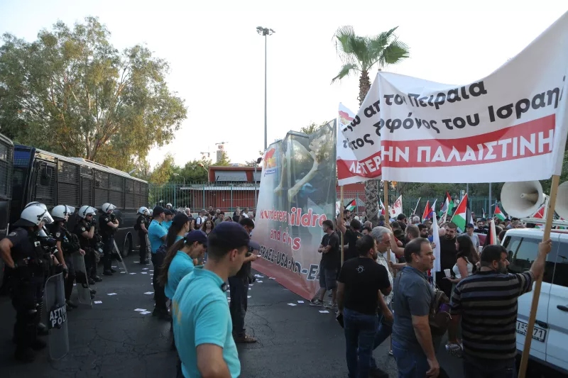 sygkentrosi_limani_peiraias_1.jpg