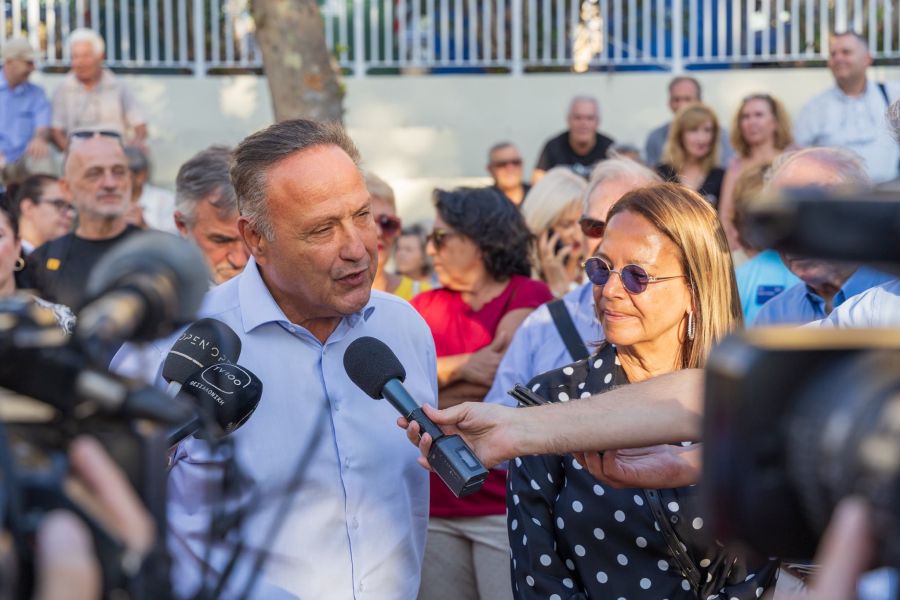 aggeloudis3.jpg