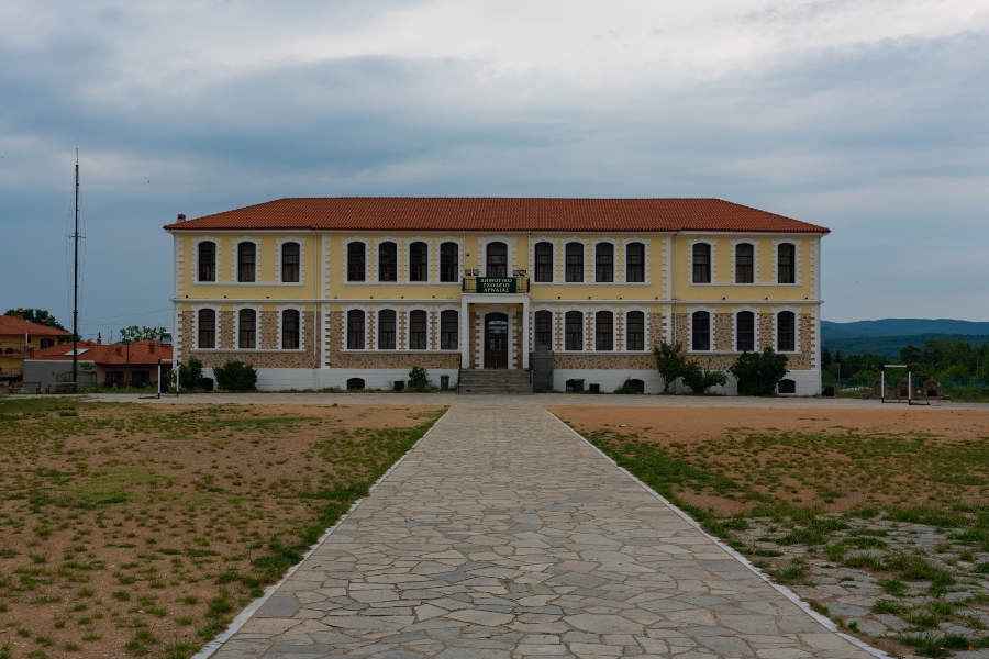 gymnasio-arnaias.jpg