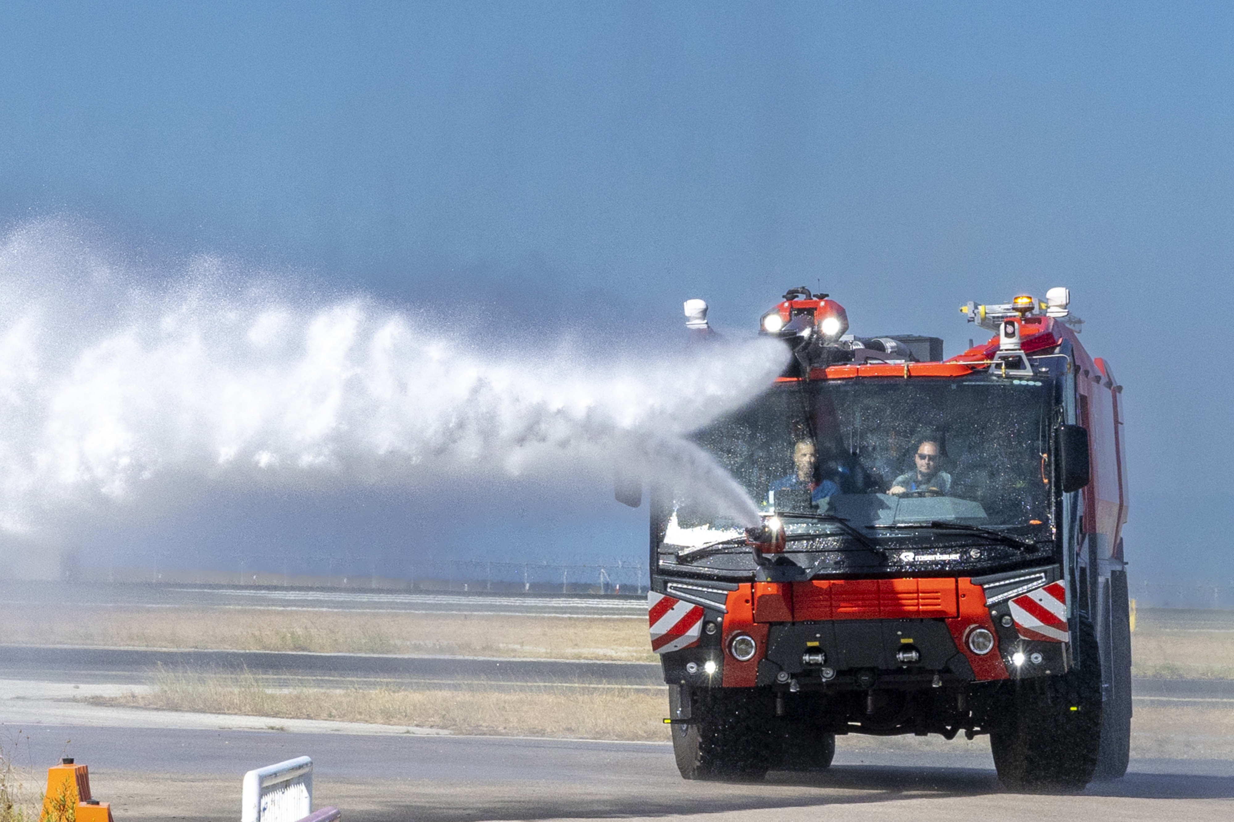 rosenbauer_4.jpg