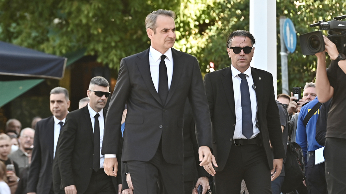 kideia-savvopoulou-27-mitsotakis.jpg