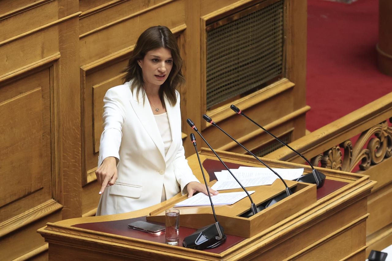 notopoulou.jpeg